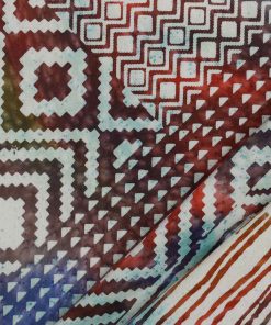 Baumwollstoff, bunte Musterung Ethno auf Weiß – handgebatikt!