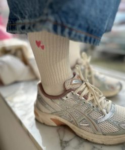 Atelier Rive – Socken Adult ‚PEONY‘ Herz rose, Biowolle