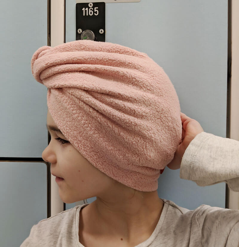 Sweatshirtstoff, Teddystoffoptik, dehnbar, weich und kuschelig – Schwarz – Bild 9