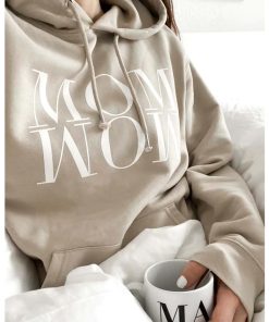 Unique Love – Hoodie „MOM WOW“, sand, Biobaumwolle